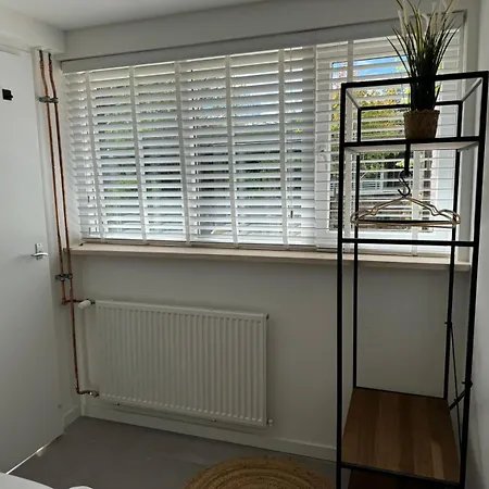 Casa de Férias De Boet, Dicht Bij Duinen En Zee