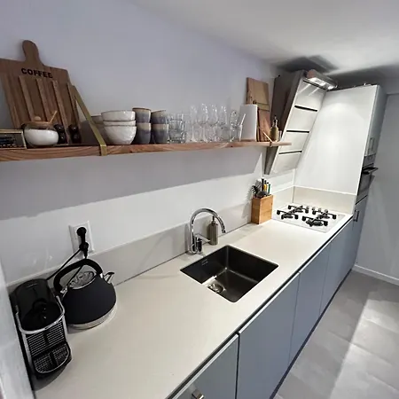 De Boet, Dicht Bij Duinen En Zee