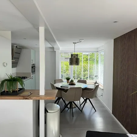 펜션 De Boet, Dicht Bij Duinen En Zee